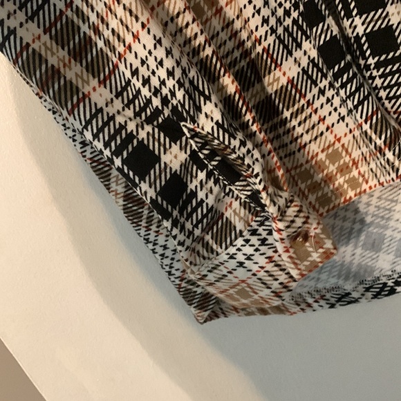 Robert Louis- Khaki Checkered Shirt - Picture 7 of 9